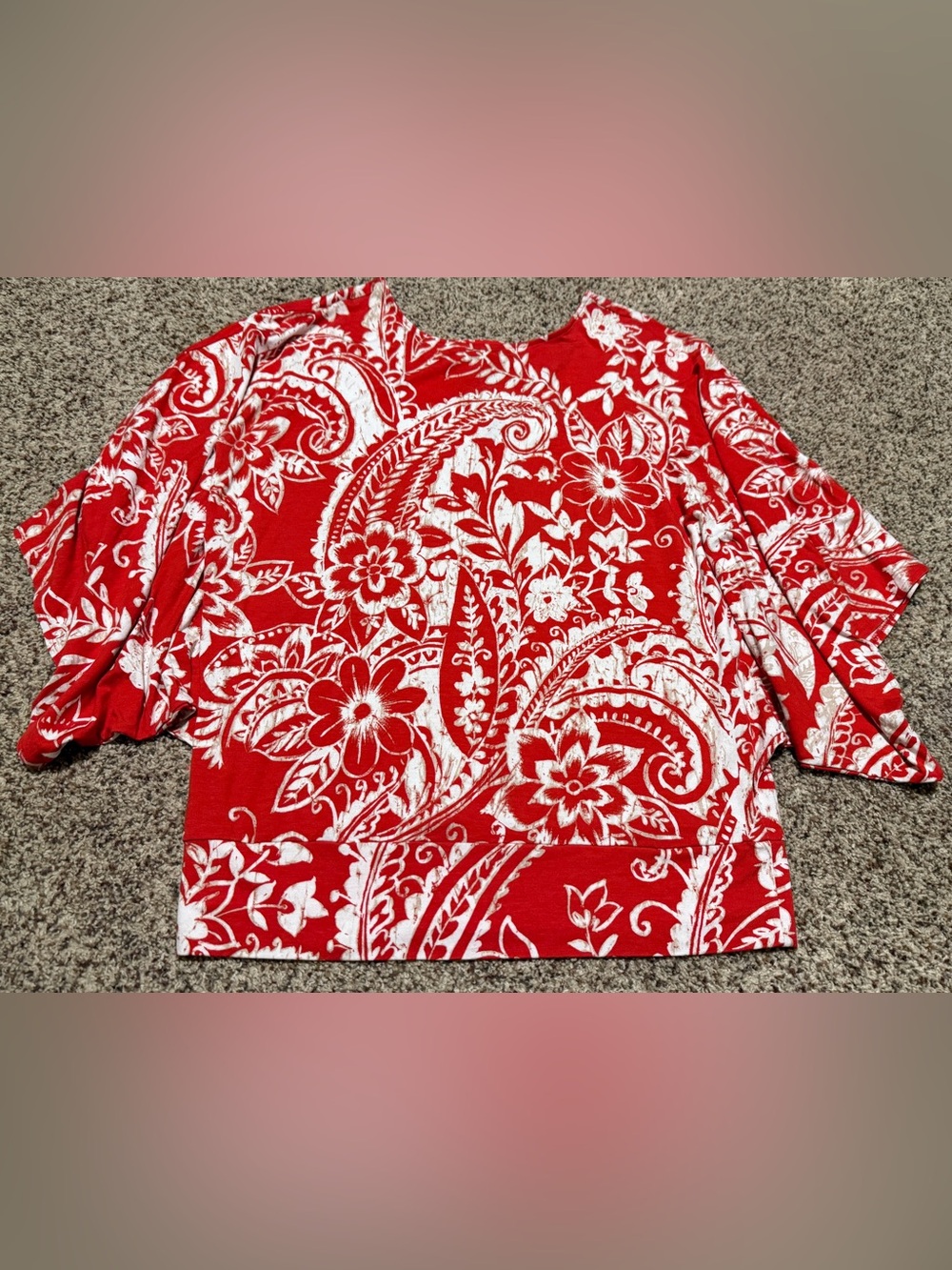 Chico’s Red White Paisley Boho Kimono Sleeve Top Size 1 EUC - Picture 5 of 6
